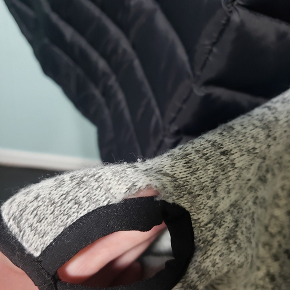 Tommy Hilfiger- Natural Down Jacket - Size Medium - Picture 10 of 12